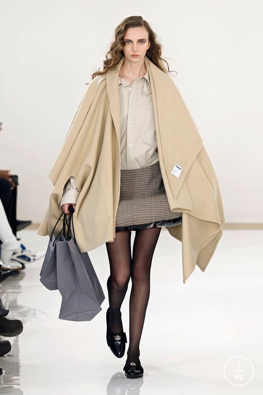 FW25 Toga Look 23