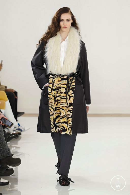 FW25 Toga Look 27