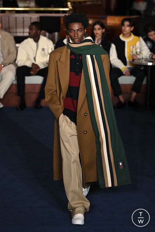 FW24 Tommy Hilfiger Look 43