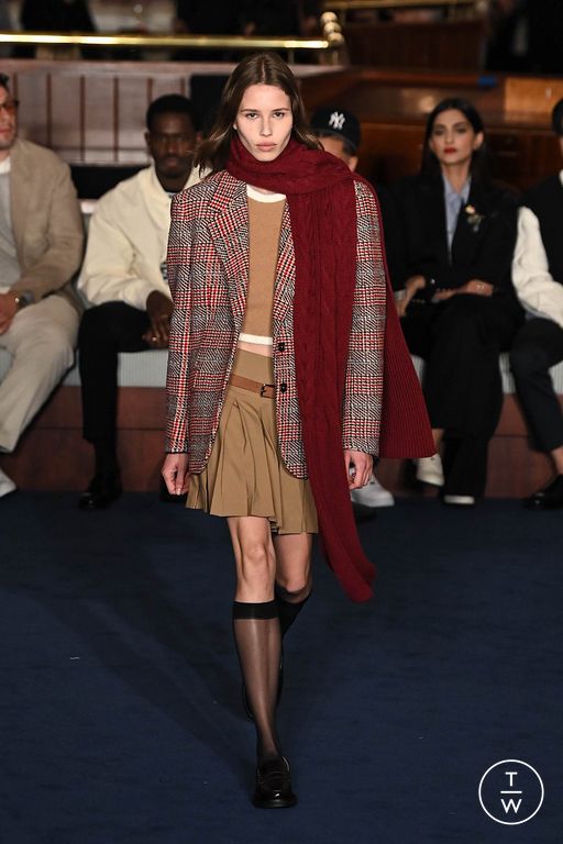 FW24 Tommy Hilfiger Look 46