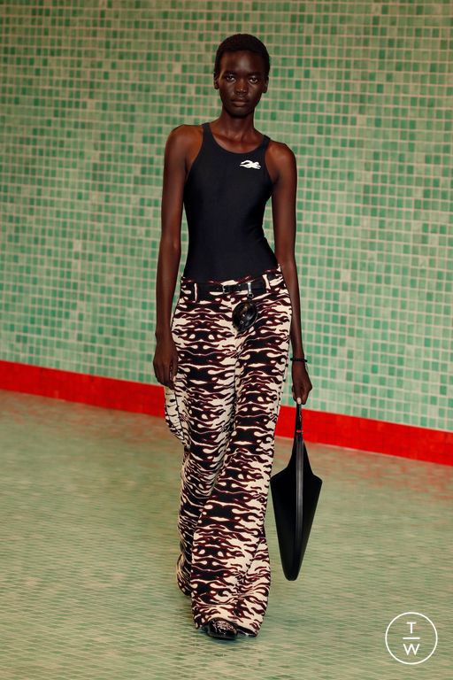 Spring/Summer 2025 Tory Burch Look 16