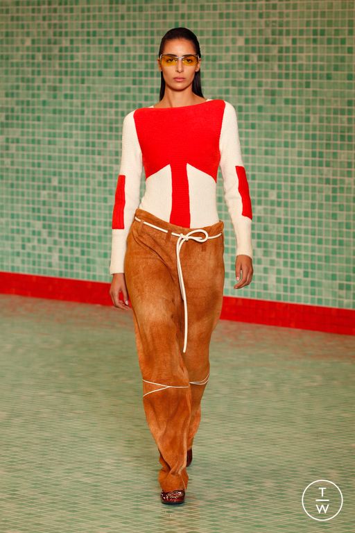 Spring-Summer 2025 Tory Burch Look 30