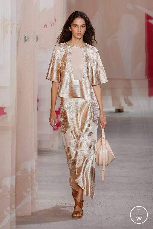 Spring-Summer 2025 Ulla Johnson Look 17