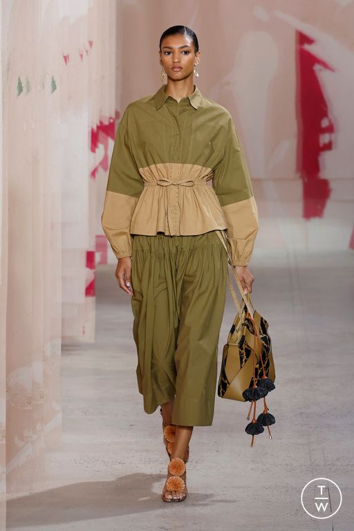 Spring-Summer 2025 Ulla Johnson Look 22