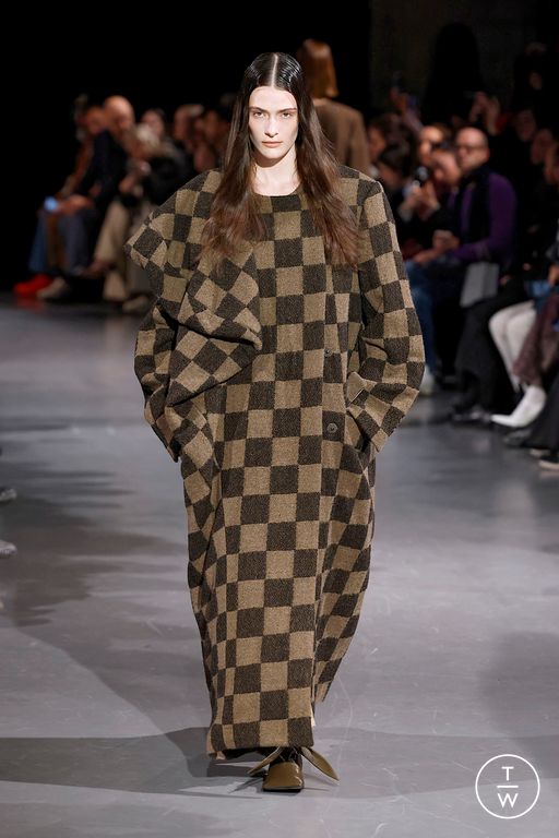 FW25 Uma Wang Look 25