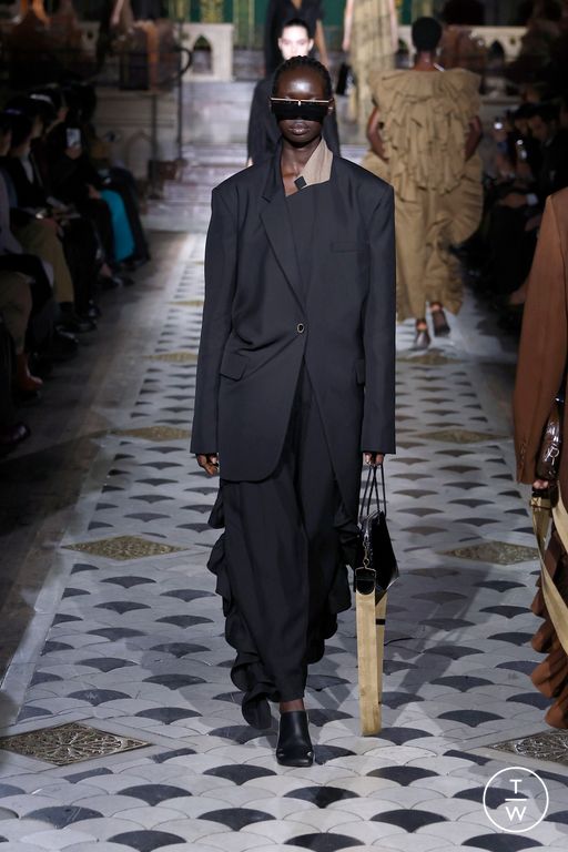 SS25 Uma Wang Look 30