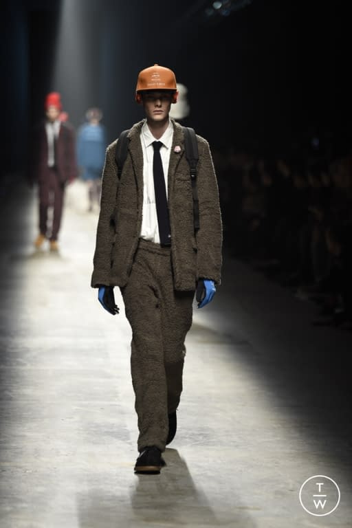 F/W 18 Undercover Look 11