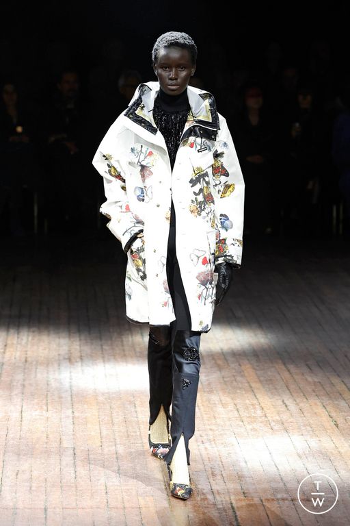 FW25 Undercover Look 32