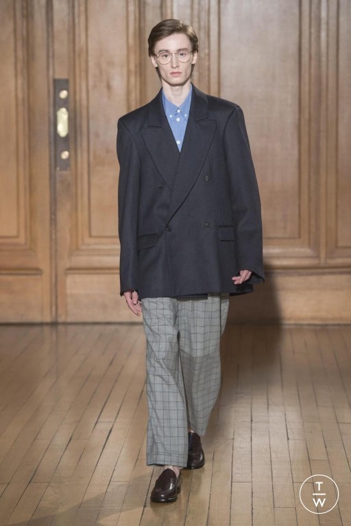F/W 18 Hed Mayner Look 21