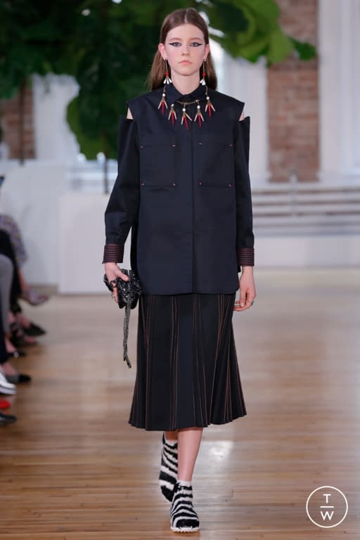 RS18 Valentino Look 25