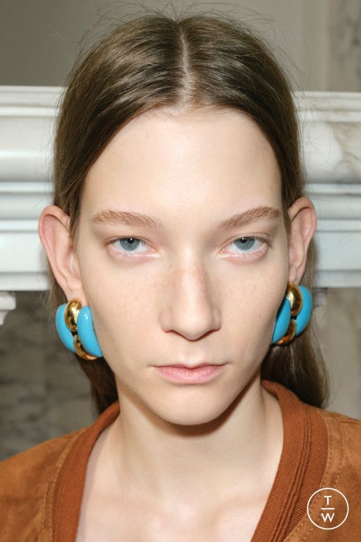 PF26 Valentino Look 35