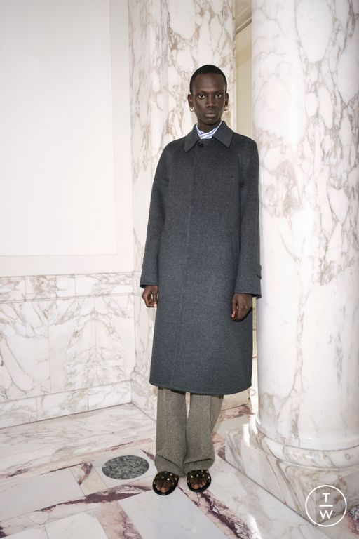 PF26 Valentino Look 60