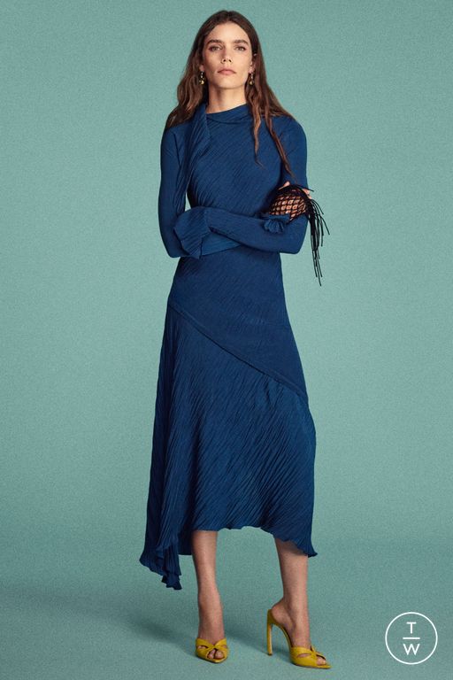 PF26 Victoria Beckham Look 19