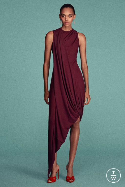 PF26 Victoria Beckham Look 27