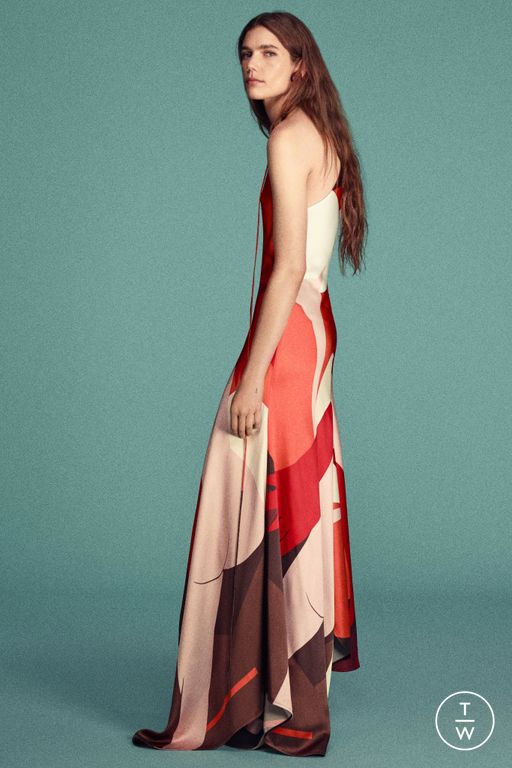 PF26 Victoria Beckham Look 30