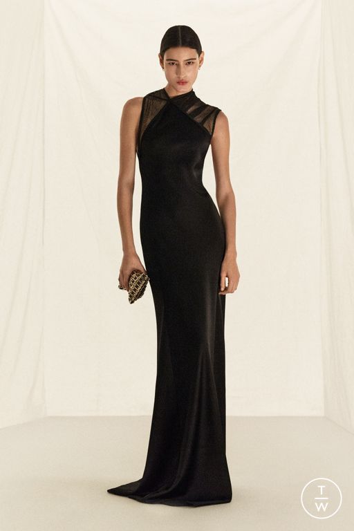 RS 26 Victoria Beckham Look 14