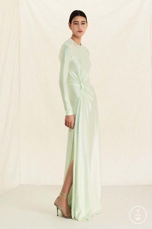 RS 26 Victoria Beckham Look 9