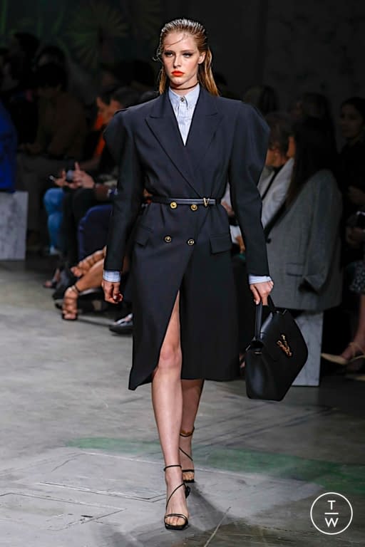 Versace SS20 womenswear #26 - Tagwalk: The Fashion Search Engine