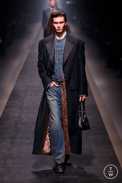FW25 Versace Look 52