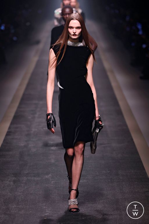 FW25 Versace Look 61