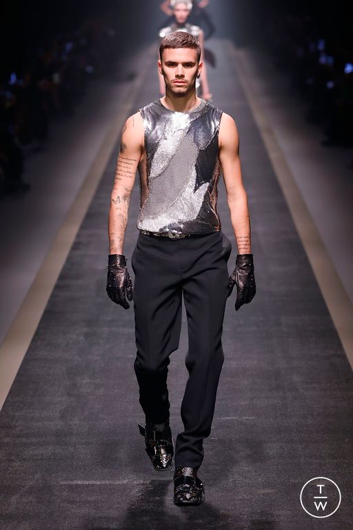 FW25 Versace Look 65