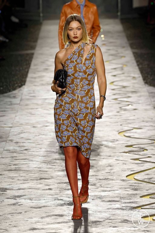 Spring-Summer 2025 Versace Look 24