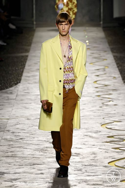 Spring-Summer 2025 Versace Look 39