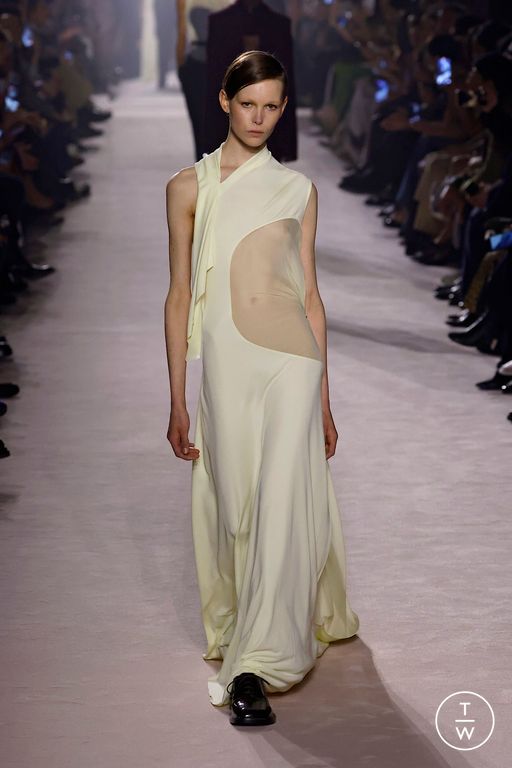 FW25 Victoria Beckham Look 2