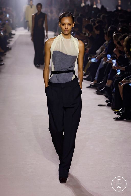FW25 Victoria Beckham Look 4