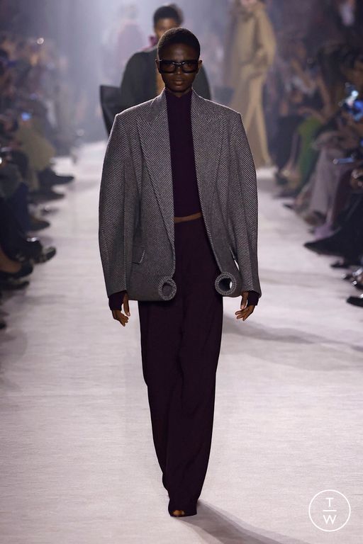 FW25 Victoria Beckham Look 13