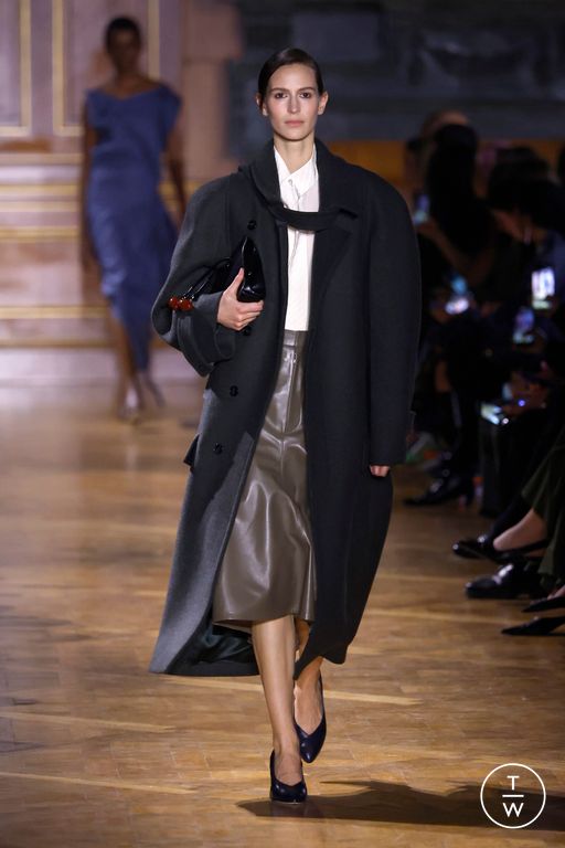 FW26 Victoria Beckham Look 32