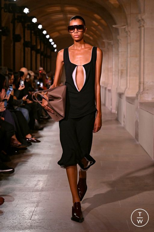 SS26 Victoria Beckham Look 18