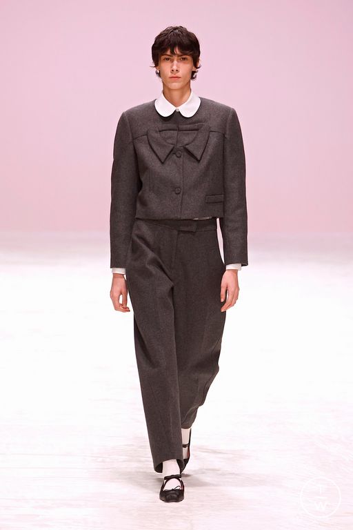 FW25 Vivetta Look 1
