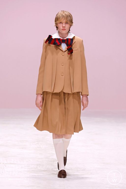 FW25 Vivetta Look 16