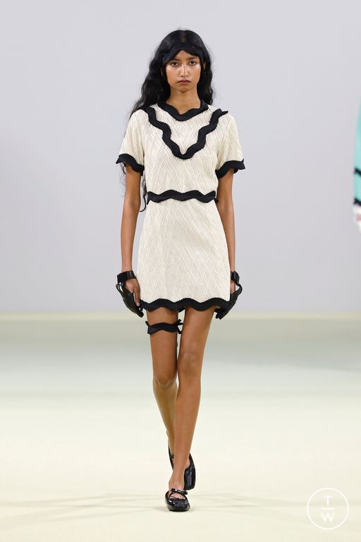 FW26 Vivetta Look 27