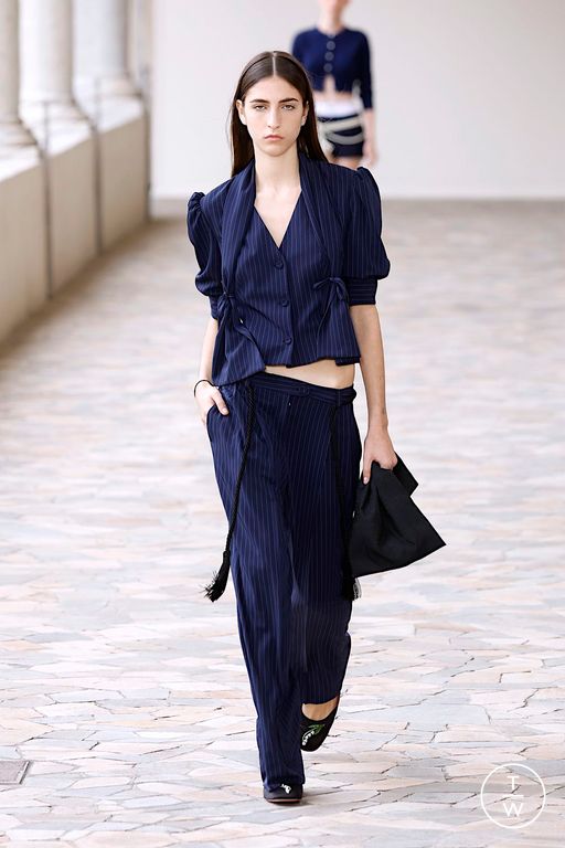 Spring-Summer 2025 Vivetta Look 2