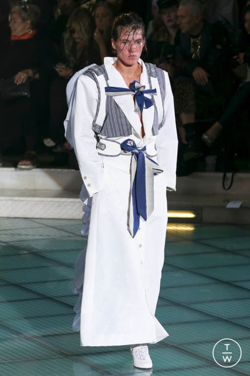 S/S 18 Andreas Kronthaler for Vivienne Westwood Look 60