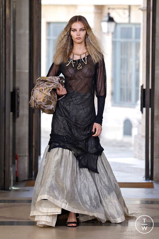 SS26 Vivienne Westwood Look 1