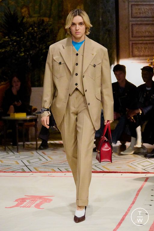 SS26 Versace Look 14