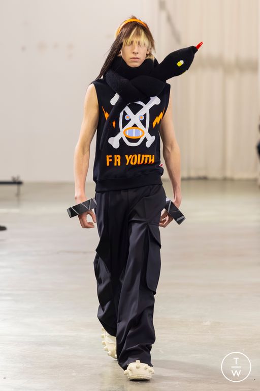 FW26 Walter Van Beirendonck Look 16