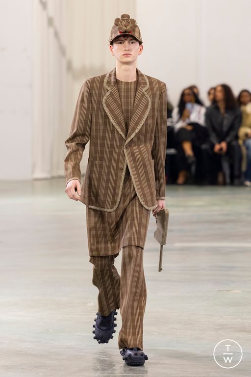 FW26 Walter Van Beirendonck Look 44