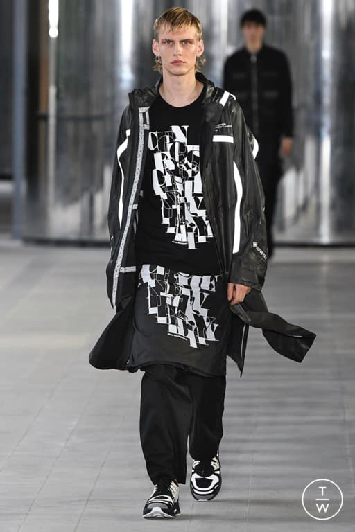 SS20 White Mountaineering Look 1