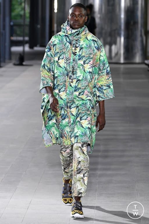 SS20 White Mountaineering Look 17