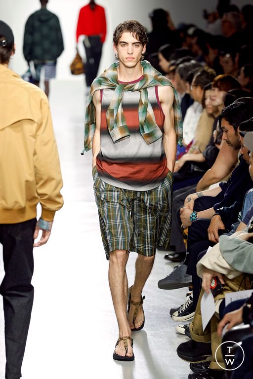 Spring-Summer 2025 White Mountaineering Look 34