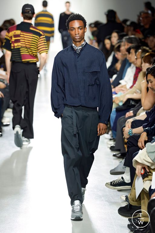 Spring-Summer 2025 White Mountaineering Look 38