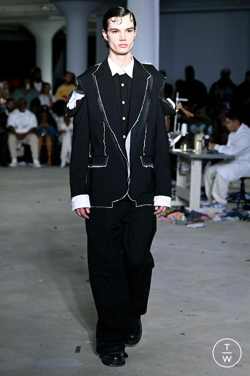 SS24 Who Decides War Look 33