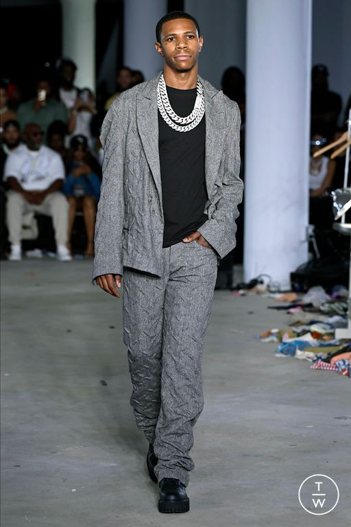 SS24 Who Decides War Look 39