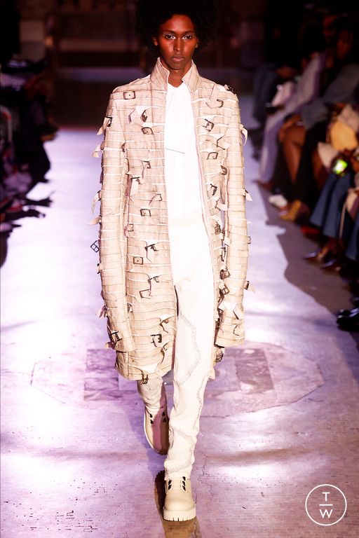 SS25 Who Decides War Look 32