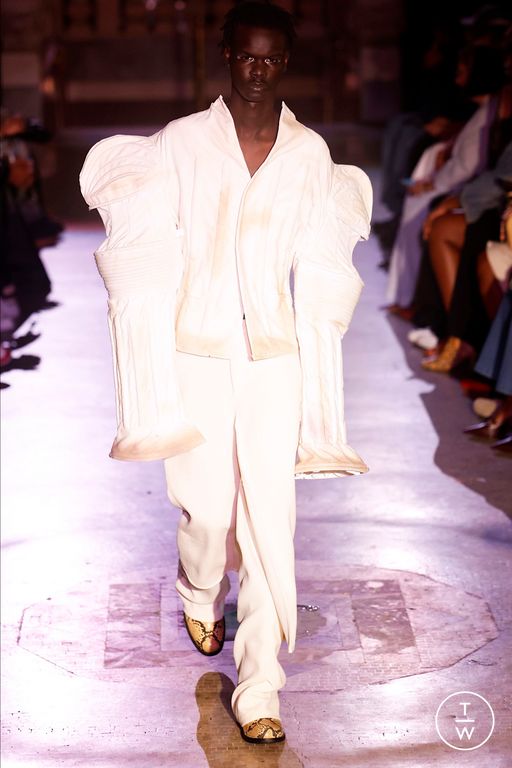 SS25 Who Decides War Look 33