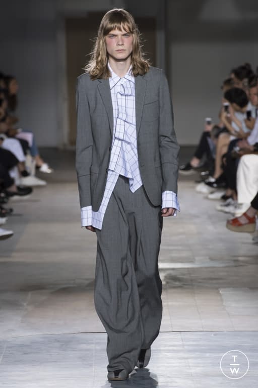 S/S 17 Wooyoungmi Look 1